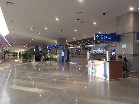 ▲釜山港国際旅客ターミナル