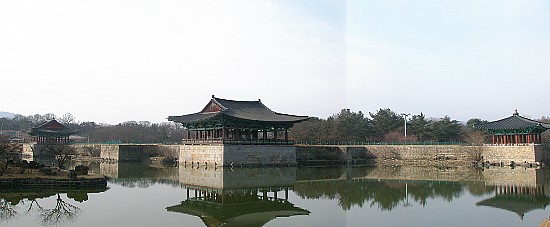 안압지